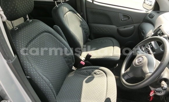 Tenga Tsaru Toyota FunCargo Sirivha Mota in Beitbridge in Matabeleland South Tenga Tsaru Toyota FunCargo Sirivha Mota in Beitbridge in Matabeleland South