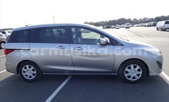 Buy Used Mazda Premacy Silver Car in Beitbridge in Matabeleland South Buy Used Mazda Premacy Silver Car in Beitbridge in Matabeleland South