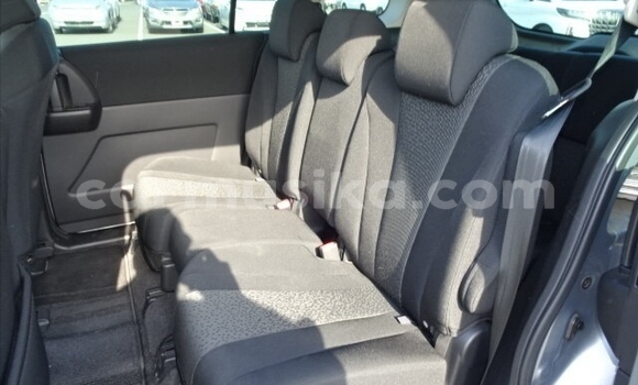 Buy Used Mazda Premacy Silver Car in Beitbridge in Matabeleland South Buy Used Mazda Premacy Silver Car in Beitbridge in Matabeleland South