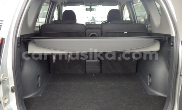 Acheter Occasion Voiture Toyota RAV4 Gris à Beitbridge, Matabeleland South Acheter Occasion Voiture Toyota RAV4 Gris à Beitbridge, Matabeleland South