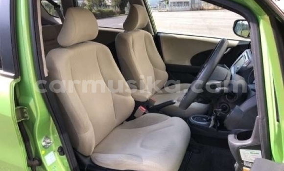 Buy Import Honda Fit Green Car in Beitbridge in Matabeleland South Buy Import Honda Fit Green Car in Beitbridge in Matabeleland South