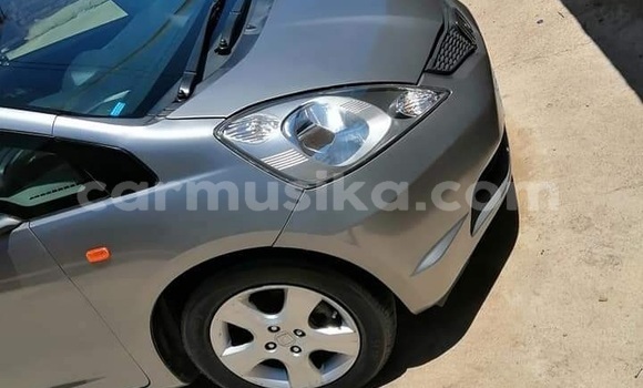 Buy Used Honda Fit Silver Car in Beitbridge in Matabeleland South