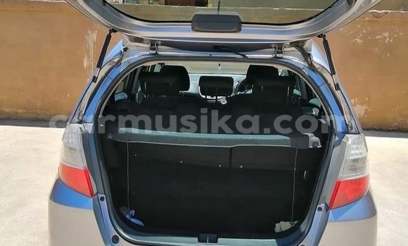 Buy Used Honda Fit Silver Car in Beitbridge in Matabeleland South Buy Used Honda Fit Silver Car in Beitbridge in Matabeleland South