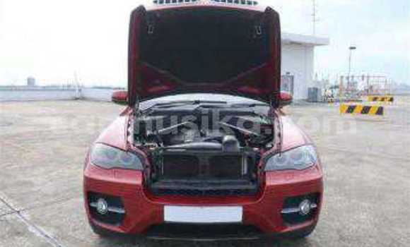 Tenga Tsaru BMW X6 Tsvuku Mota in Beitbridge in Matabeleland South Tenga Tsaru BMW X6 Tsvuku Mota in Beitbridge in Matabeleland South