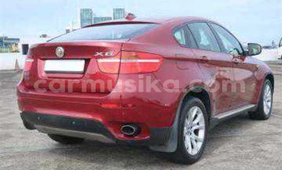 Tenga Tsaru BMW X6 Tsvuku Mota in Beitbridge in Matabeleland South Tenga Tsaru BMW X6 Tsvuku Mota in Beitbridge in Matabeleland South