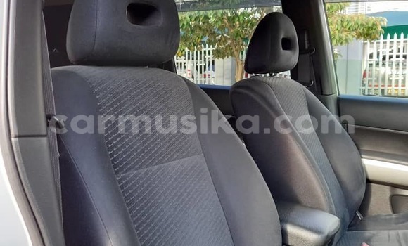 Acheter Neuf Voiture Nissan X–Trail Blanc à Harare, Harare Acheter Neuf Voiture Nissan X–Trail Blanc à Harare, Harare
