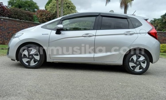 Tenga Tsaru Honda Fit Sirivha Mota in Harare in Harare Tenga Tsaru Honda Fit Sirivha Mota in Harare in Harare