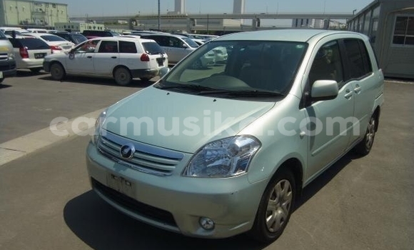 Nunua Ilio tumika Toyota Raum Bluu Gari ndani ya Beitbridge nchini Matabeleland Kusini