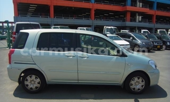 Acheter Occasion Voiture Toyota Raum Bleu à Beitbridge, Matabeleland South Acheter Occasion Voiture Toyota Raum Bleu à Beitbridge, Matabeleland South