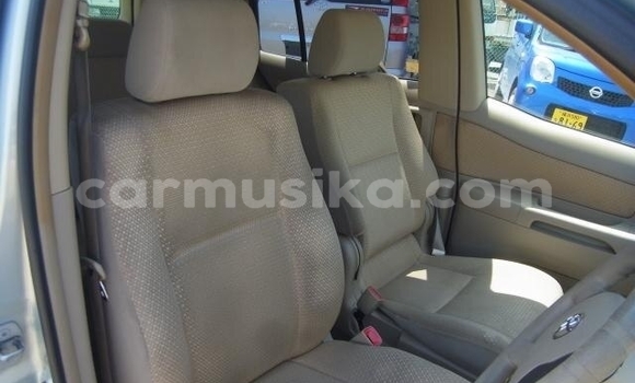 Acheter Occasion Voiture Toyota Raum Bleu à Beitbridge, Matabeleland South Acheter Occasion Voiture Toyota Raum Bleu à Beitbridge, Matabeleland South