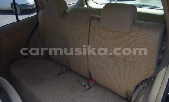 Acheter Occasion Voiture Toyota Raum Bleu à Beitbridge, Matabeleland South Acheter Occasion Voiture Toyota Raum Bleu à Beitbridge, Matabeleland South