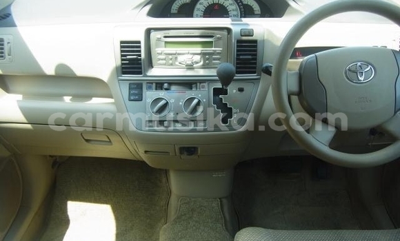 Acheter Occasion Voiture Toyota Raum Bleu à Beitbridge, Matabeleland South Acheter Occasion Voiture Toyota Raum Bleu à Beitbridge, Matabeleland South