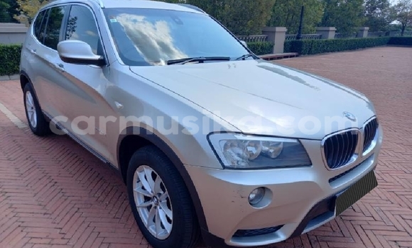 Nunua Ilio tumika BMW X3 Fedha Gari ndani ya Beitbridge nchini Matabeleland Kusini Nunua Ilio tumika BMW X3 Fedha Gari ndani ya Beitbridge nchini Matabeleland Kusini