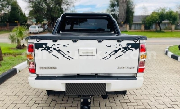 Tenga Tsaru Mazda BT-50 Zvimwe Mota in Beitbridge in Matabeleland South Tenga Tsaru Mazda BT-50 Zvimwe Mota in Beitbridge in Matabeleland South