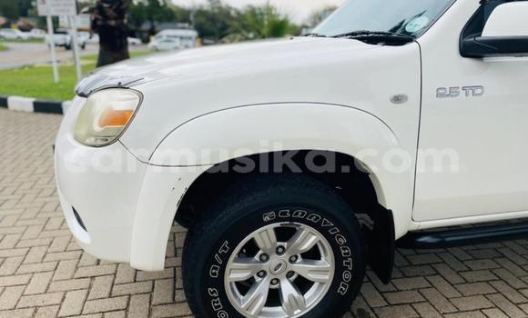 Tenga Tsaru Mazda BT-50 Zvimwe Mota in Beitbridge in Matabeleland South Tenga Tsaru Mazda BT-50 Zvimwe Mota in Beitbridge in Matabeleland South