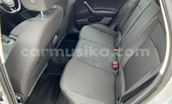 Nunua Ilio tumika Volkswagen Polo Fedha Gari ndani ya Beitbridge nchini Matabeleland Kusini Nunua Ilio tumika Volkswagen Polo Fedha Gari ndani ya Beitbridge nchini Matabeleland Kusini