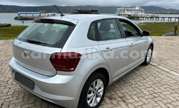 Nunua Ilio tumika Volkswagen Polo Fedha Gari ndani ya Beitbridge nchini Matabeleland Kusini Nunua Ilio tumika Volkswagen Polo Fedha Gari ndani ya Beitbridge nchini Matabeleland Kusini