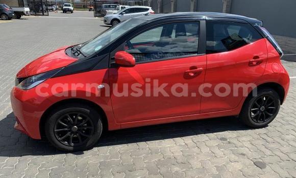 Acheter Occasion Voiture Toyota Aygo Rouge à Beitbridge, Matabeleland South Acheter Occasion Voiture Toyota Aygo Rouge à Beitbridge, Matabeleland South