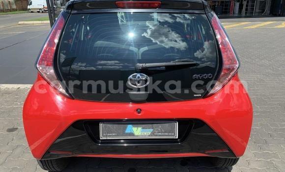 Acheter Occasion Voiture Toyota Aygo Rouge à Beitbridge, Matabeleland South Acheter Occasion Voiture Toyota Aygo Rouge à Beitbridge, Matabeleland South
