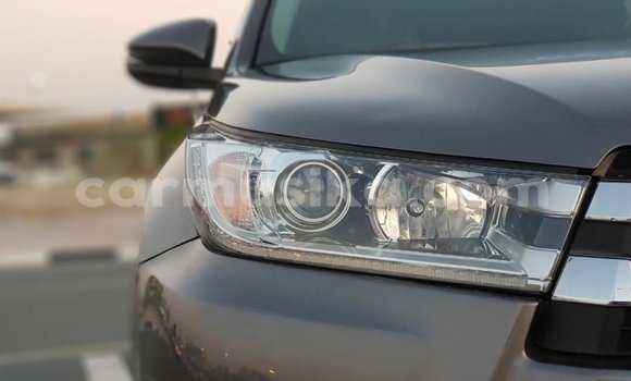 Tenga Imported Toyota Highlander Zvimwe Mota in Import - Dubai in Harare Tenga Imported Toyota Highlander Zvimwe Mota in Import - Dubai in Harare