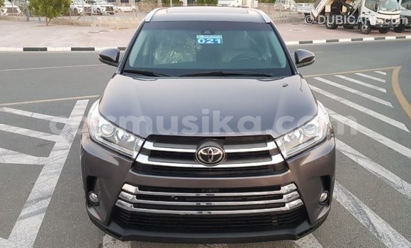 Tenga Imported Toyota Highlander Zvimwe Mota in Import - Dubai in Harare Tenga Imported Toyota Highlander Zvimwe Mota in Import - Dubai in Harare