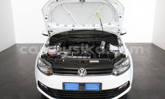 Tenga Tsaru Volkswagen Polo Chena Mota in Beitbridge in Matabeleland South Tenga Tsaru Volkswagen Polo Chena Mota in Beitbridge in Matabeleland South