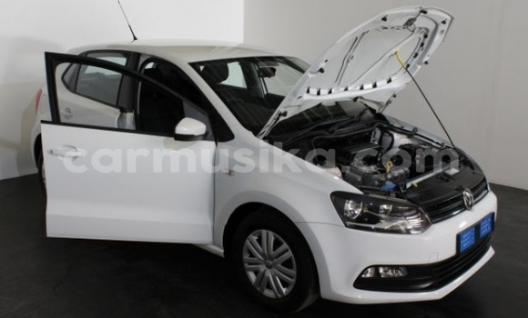 Tenga Tsaru Volkswagen Polo Chena Mota in Beitbridge in Matabeleland South Tenga Tsaru Volkswagen Polo Chena Mota in Beitbridge in Matabeleland South