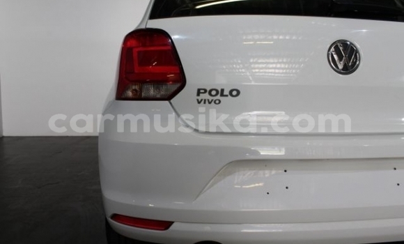 Tenga Tsaru Volkswagen Polo Chena Mota in Beitbridge in Matabeleland South Tenga Tsaru Volkswagen Polo Chena Mota in Beitbridge in Matabeleland South