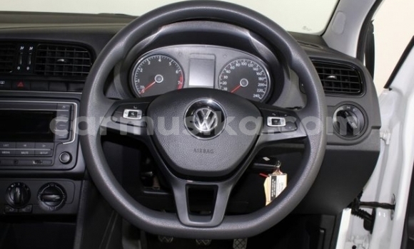 Tenga Tsaru Volkswagen Polo Chena Mota in Beitbridge in Matabeleland South Tenga Tsaru Volkswagen Polo Chena Mota in Beitbridge in Matabeleland South