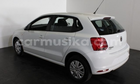 Tenga Tsaru Volkswagen Polo Chena Mota in Beitbridge in Matabeleland South Tenga Tsaru Volkswagen Polo Chena Mota in Beitbridge in Matabeleland South