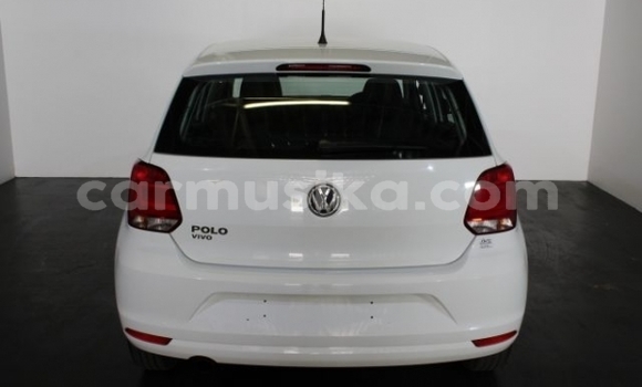 Tenga Tsaru Volkswagen Polo Chena Mota in Beitbridge in Matabeleland South Tenga Tsaru Volkswagen Polo Chena Mota in Beitbridge in Matabeleland South