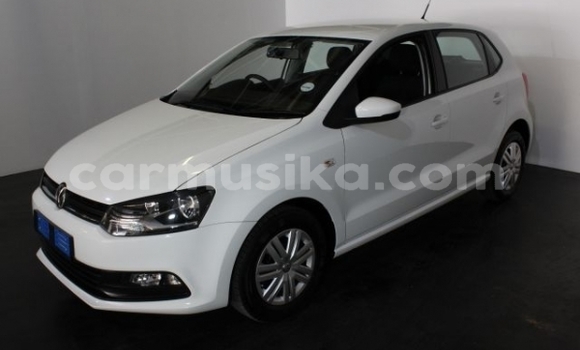 Tenga Tsaru Volkswagen Polo Chena Mota in Beitbridge in Matabeleland South Tenga Tsaru Volkswagen Polo Chena Mota in Beitbridge in Matabeleland South