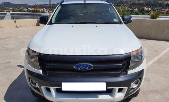 Acheter Occasion Voiture Ford Ranger Blanc à Beitbridge, Matabeleland South Acheter Occasion Voiture Ford Ranger Blanc à Beitbridge, Matabeleland South