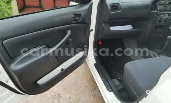 Buy Used Toyota Probox White Car in Beitbridge in Matabeleland South Buy Used Toyota Probox White Car in Beitbridge in Matabeleland South