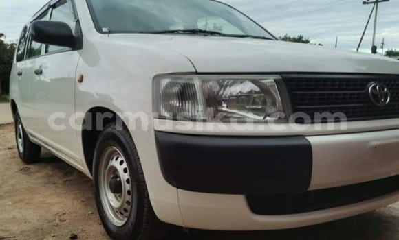 Buy Used Toyota Probox White Car in Beitbridge in Matabeleland South Buy Used Toyota Probox White Car in Beitbridge in Matabeleland South