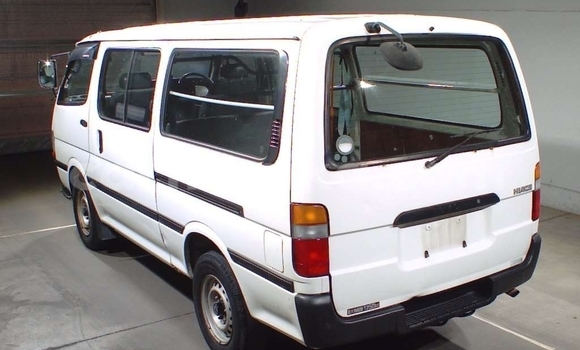 Tenga Tsaru Toyota Hiace Chena Mota in Beitbridge in Matabeleland South Tenga Tsaru Toyota Hiace Chena Mota in Beitbridge in Matabeleland South