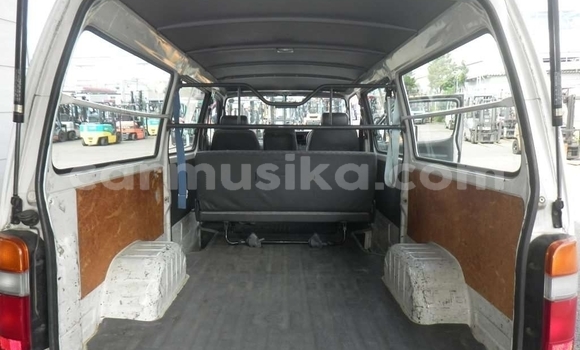 Tenga Tsaru Toyota Hiace Chena Mota in Beitbridge in Matabeleland South Tenga Tsaru Toyota Hiace Chena Mota in Beitbridge in Matabeleland South