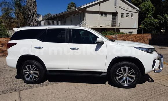 Tenga Tsaru Toyota Fortuner Chena Mota in Beitbridge in Matabeleland South Tenga Tsaru Toyota Fortuner Chena Mota in Beitbridge in Matabeleland South