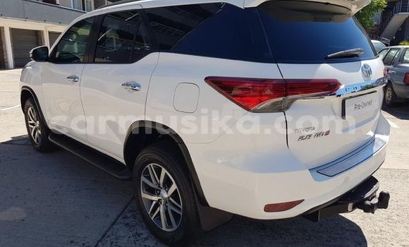 Tenga Tsaru Toyota Fortuner Chena Mota in Beitbridge in Matabeleland South Tenga Tsaru Toyota Fortuner Chena Mota in Beitbridge in Matabeleland South