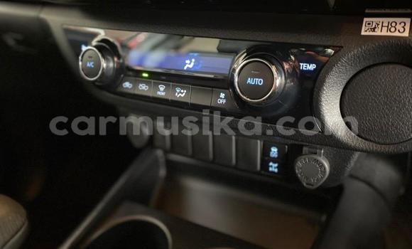 Acheter Occasion Voiture Toyota Hilux Rouge à Beitbridge, Matabeleland South Acheter Occasion Voiture Toyota Hilux Rouge à Beitbridge, Matabeleland South