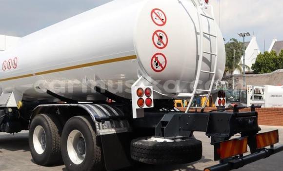 Buy Used Man Silent Other Truck in Beitbridge in Matabeleland South Buy Used Man Silent Other Truck in Beitbridge in Matabeleland South