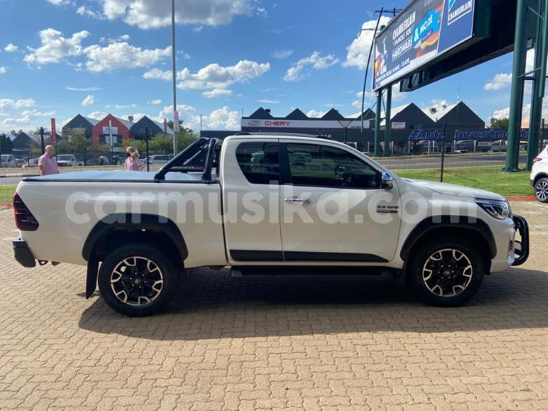 Big with watermark toyota hilux matabeleland south beitbridge 28482