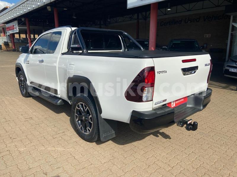 Big with watermark toyota hilux matabeleland south beitbridge 28482