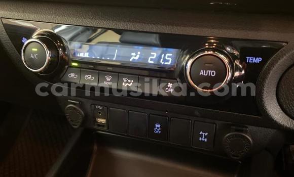 Buy Used Toyota Hilux White Car in Beitbridge in Matabeleland South Buy Used Toyota Hilux White Car in Beitbridge in Matabeleland South