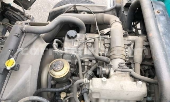 Buy Import Hino 300 Blue Truck in Beitbridge in Matabeleland South Buy Import Hino 300 Blue Truck in Beitbridge in Matabeleland South