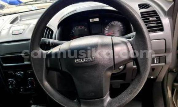 Tenga Tsaru Isuzu KB Zvimwe Mota in Beitbridge in Matabeleland South Tenga Tsaru Isuzu KB Zvimwe Mota in Beitbridge in Matabeleland South