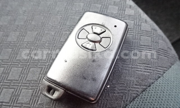 Nunua Ilio tumika Toyota Vanguard Nyeupe Gari ndani ya Beitbridge nchini Matabeleland Kusini Nunua Ilio tumika Toyota Vanguard Nyeupe Gari ndani ya Beitbridge nchini Matabeleland Kusini