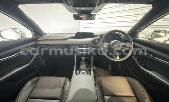 Acheter Occasion Voiture Mazda 3 Blanc à Beitbridge, Matabeleland South Acheter Occasion Voiture Mazda 3 Blanc à Beitbridge, Matabeleland South