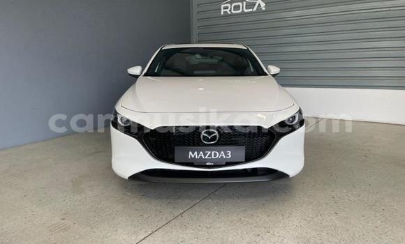 Acheter Occasion Voiture Mazda 3 Blanc à Beitbridge, Matabeleland South Acheter Occasion Voiture Mazda 3 Blanc à Beitbridge, Matabeleland South