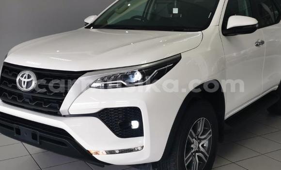 Tenga Tsaru Toyota Fortuner Chena Mota in Beitbridge in Matabeleland South Tenga Tsaru Toyota Fortuner Chena Mota in Beitbridge in Matabeleland South